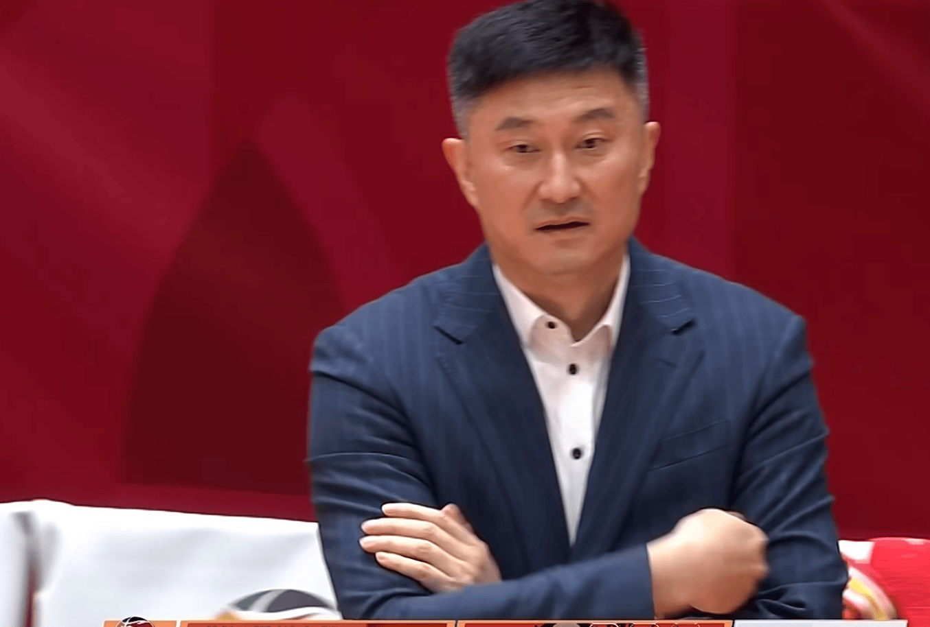 od体育网址-杜锋太狠了!广东狂赢辽篮52分,把辽篮现在和未来都打没了