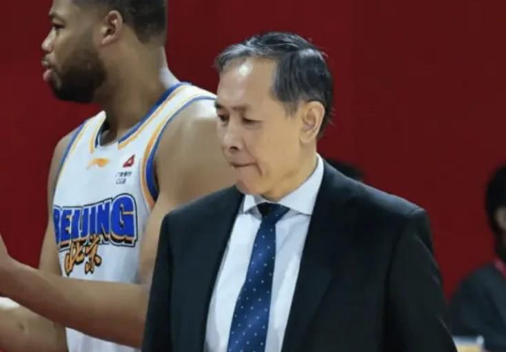 od体育app-许利民:有些球员吊儿郎当,毫无责任感,如果不改变这支北京毫无希望